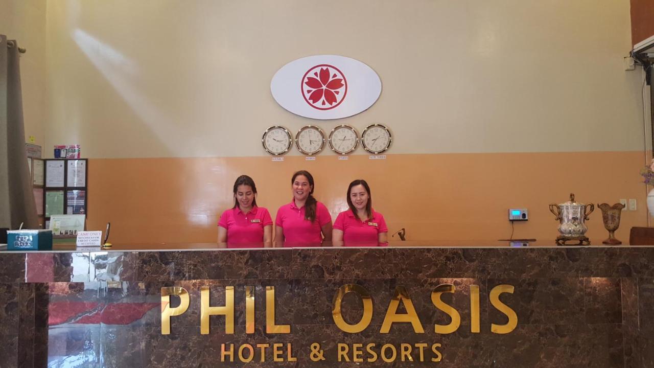 Phil Oasis Hotel & Resort Silang Екстериор снимка