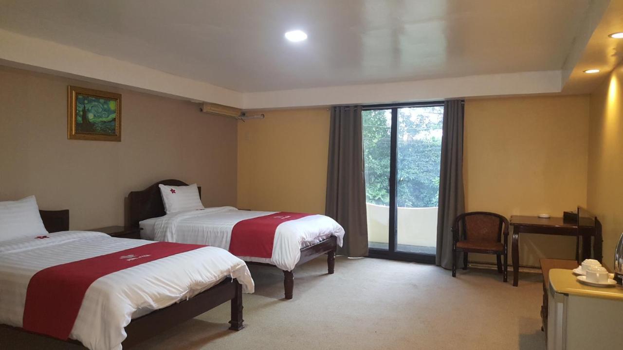 Phil Oasis Hotel & Resort Silang Екстериор снимка